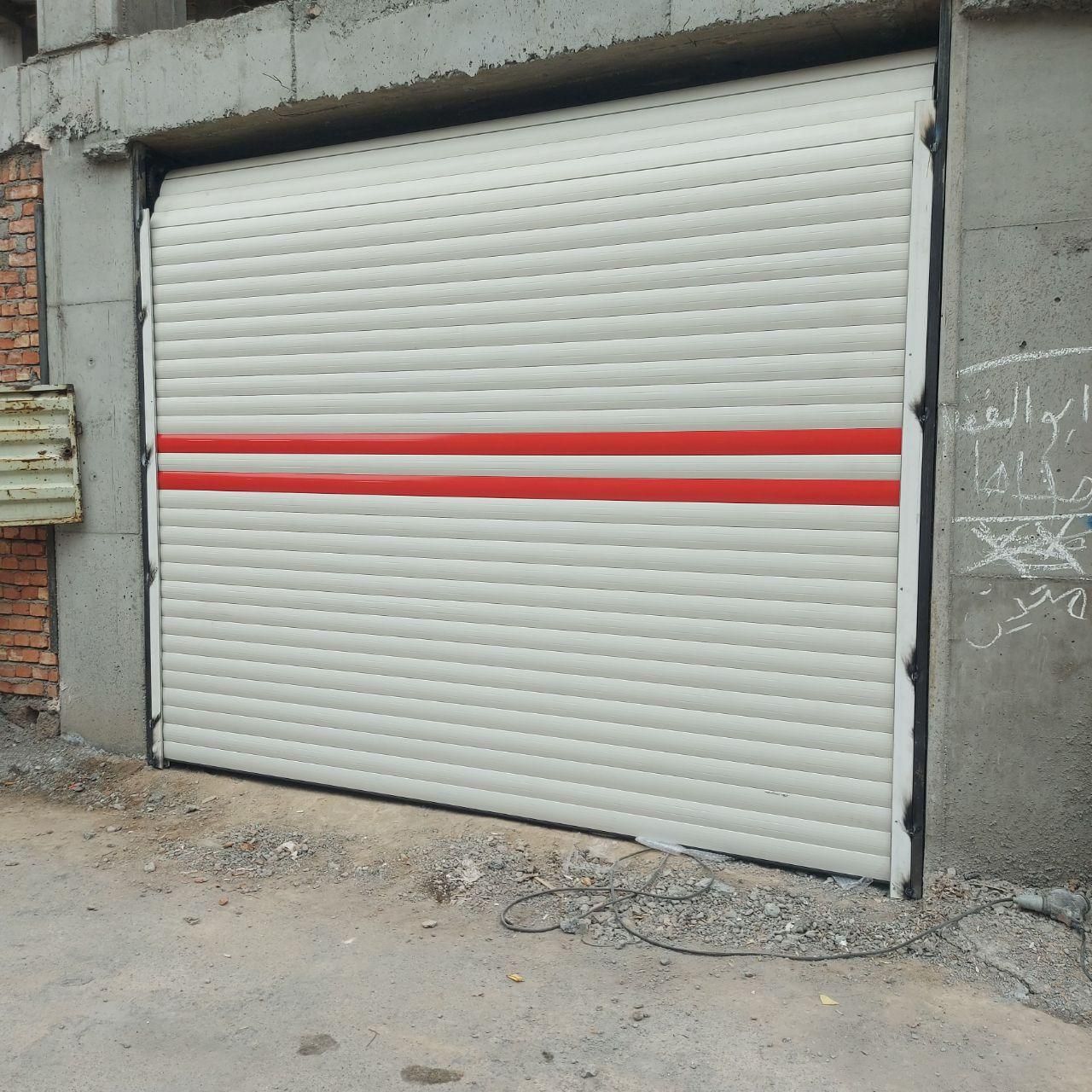 کرکره برقی معمولی افشانی((توحید))|خدمات پیشه و مهارت|ماکو, |دیوار