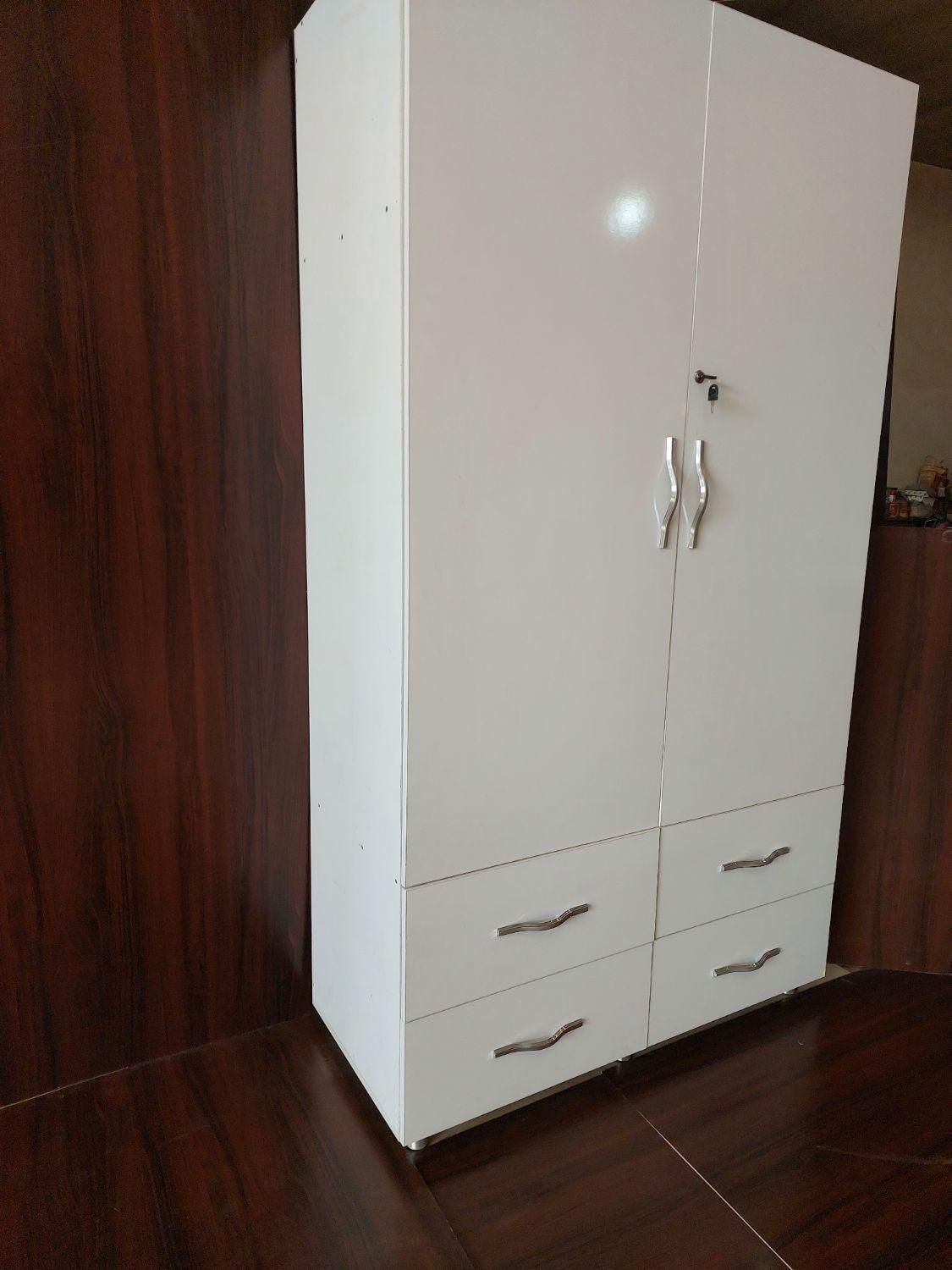 کمد جالباسی بزرگ|جاکفشی، کمد، دراور|اصفهان, جلوان|دیوار