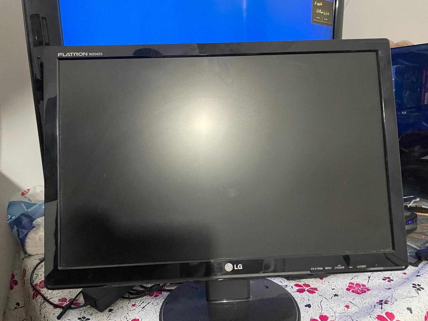 تلویزیون LCD42 دوو|تلویزیون و پروژکتور|اسفراین, |دیوار