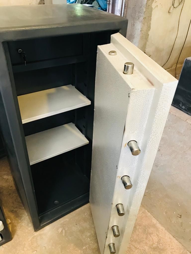 فروش انواع گاوصندوق های اداری،گاو صندوق خانگی|ابزارآلات|دامغان, |دیوار