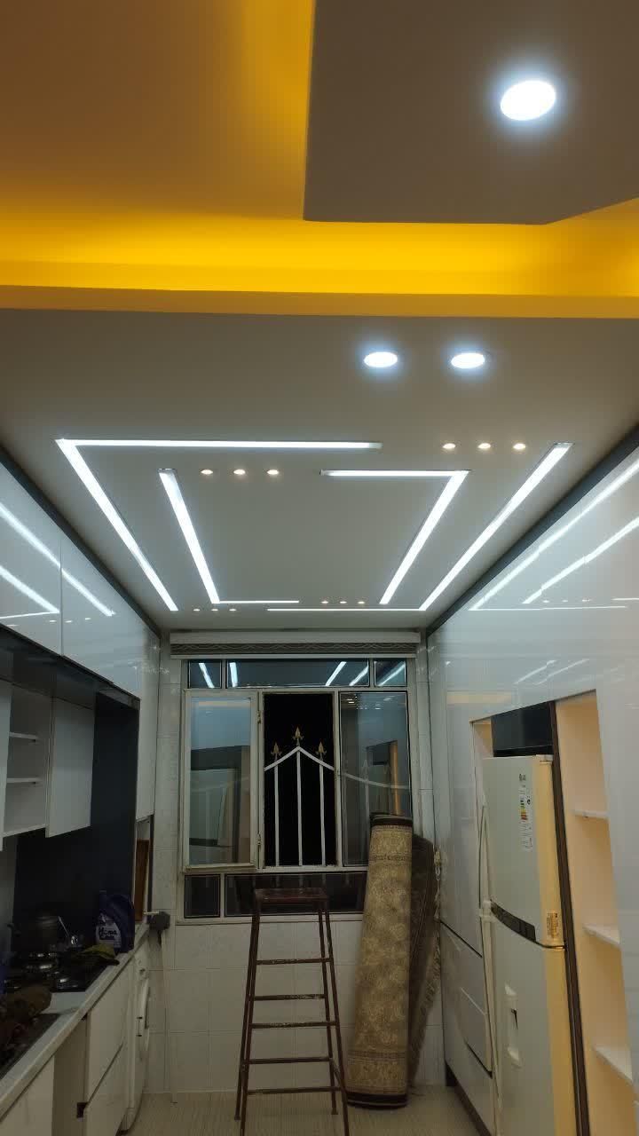 برق برقکش برقکار برق کش برق کاری|خدمات پیشه و مهارت|بروجرد, |دیوار