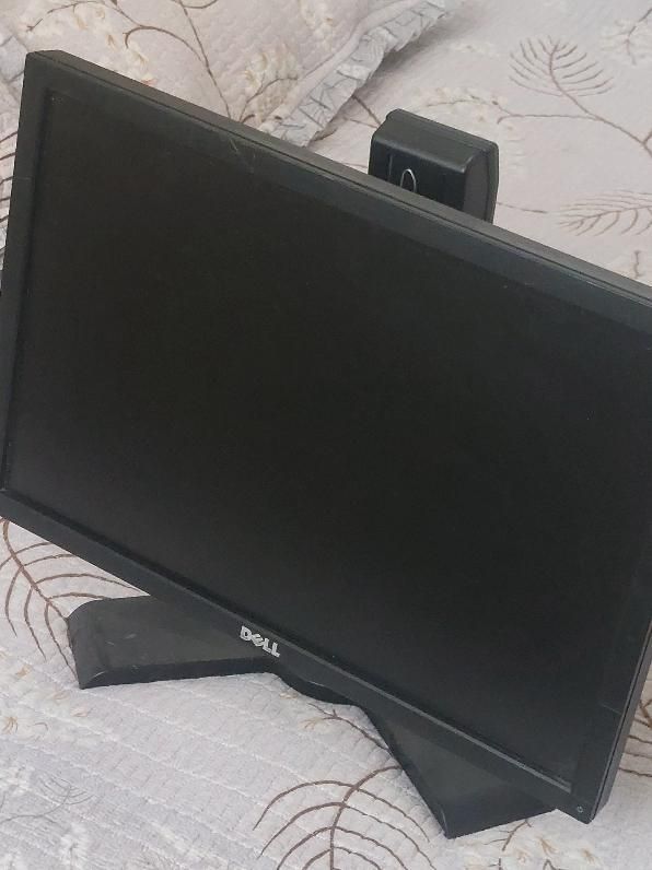 مانیتور سایز۲۰ Dell|قطعات و لوازم جانبی رایانه|مشهد, هدایت|دیوار