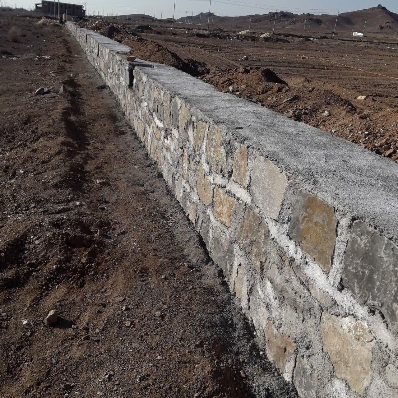 اجرای سنگ فرش وسنگ چینی زیر فنداسیون ودیوار|خدمات پیشه و مهارت|قم, باجک دو|دیوار