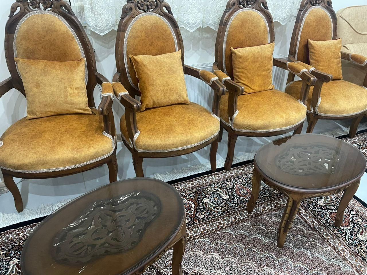 مبل سلطنتی 9 نفره در حد خیلی نو|مبلمان خانگی و میز عسلی|مراغه, |دیوار