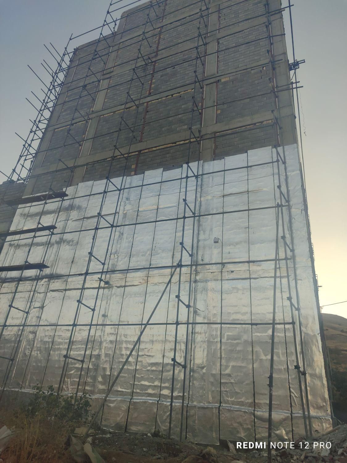 نصب ایزوگام و قیر وگونی|خدمات پیشه و مهارت|سنندج, |دیوار