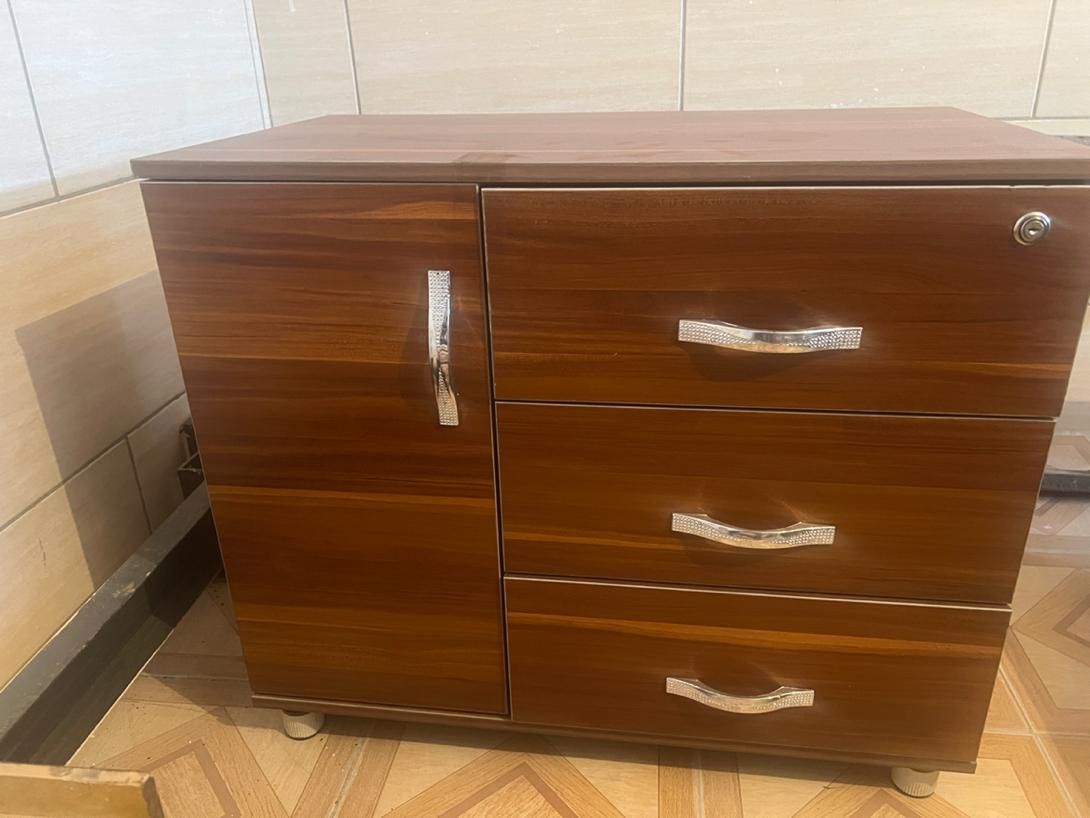 میز اداری|مبلمان اداری|کرمان, |دیوار