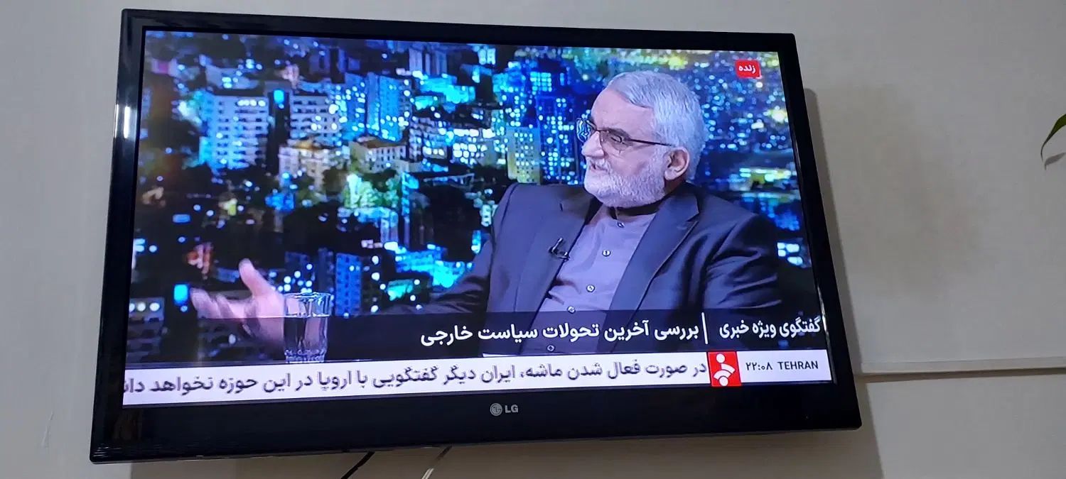 تلویزیون ال ای دی ۴۲  LG|تلویزیون و پروژکتور|مشهد, رسالت|دیوار