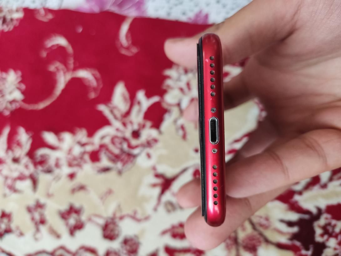 اپل iPhone 8 با حافظهٔ ۶۴ گیگابایت عکس آخر|موبایل|اردبیل, |دیوار