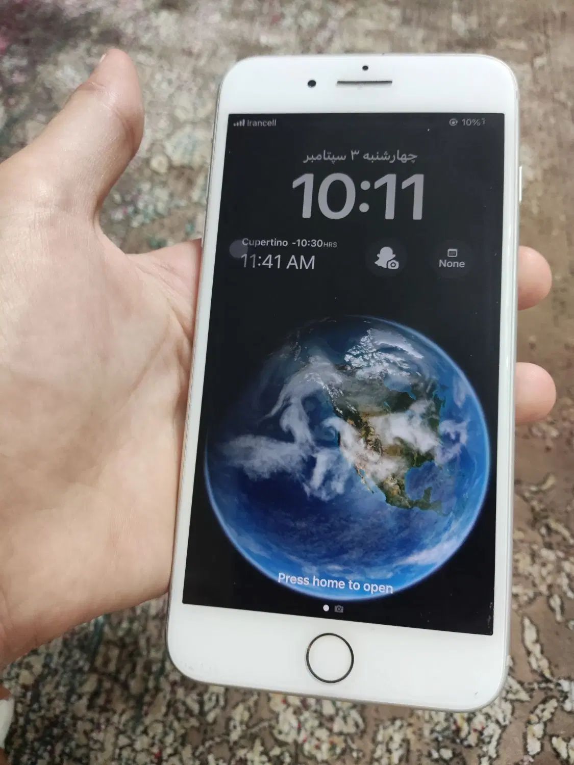 اپل iPhone 8 Plus با حافظهٔ ۶۴ گیگابایت|موبایل|تهران, شمشیری|دیوار