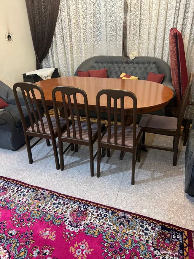 میزنهارخوری ۸ نفره چوب گردو، پایه متحرک، ۴صندلی|میز و صندلی غذاخوری|مشهد, شهید فرامرز عباسی|دیوار