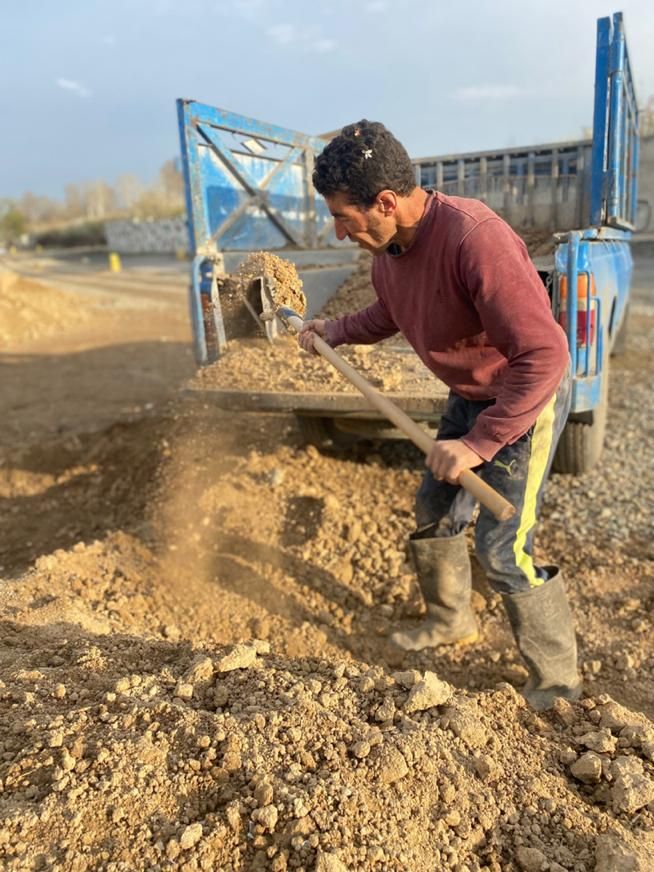 خاک باغچه نیسانی در شهریار-اندیشه-شهریار-ملارد|خدمات باغبانی و درختکاری|اندیشه, اندیشه فاز ۳|دیوار