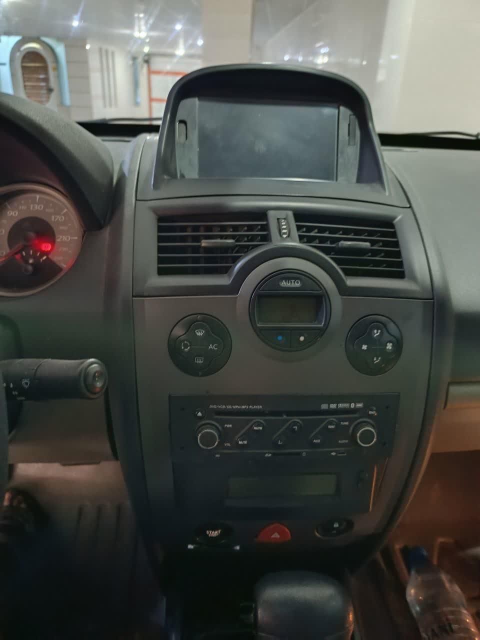 رنو مگان 2000cc، مدل 91|خودرو سواری و وانت|تهران, سعادت‌آباد|دیوار