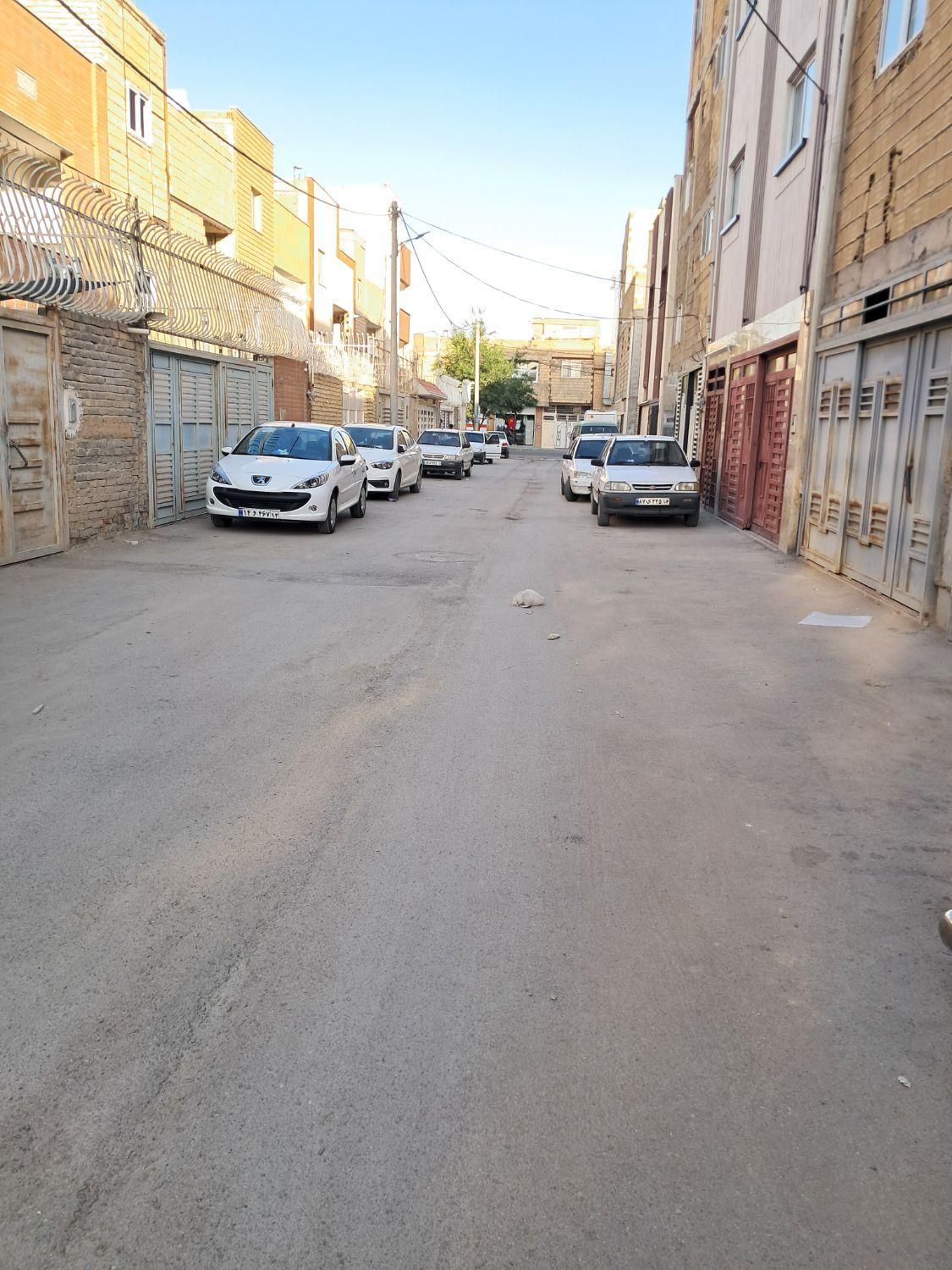 فروش منزل مسکونی طبقه همکف ۹۰متر زینبیه، آزادی|فروش آپارتمان|اصفهان, شهرک امام خمینی|دیوار