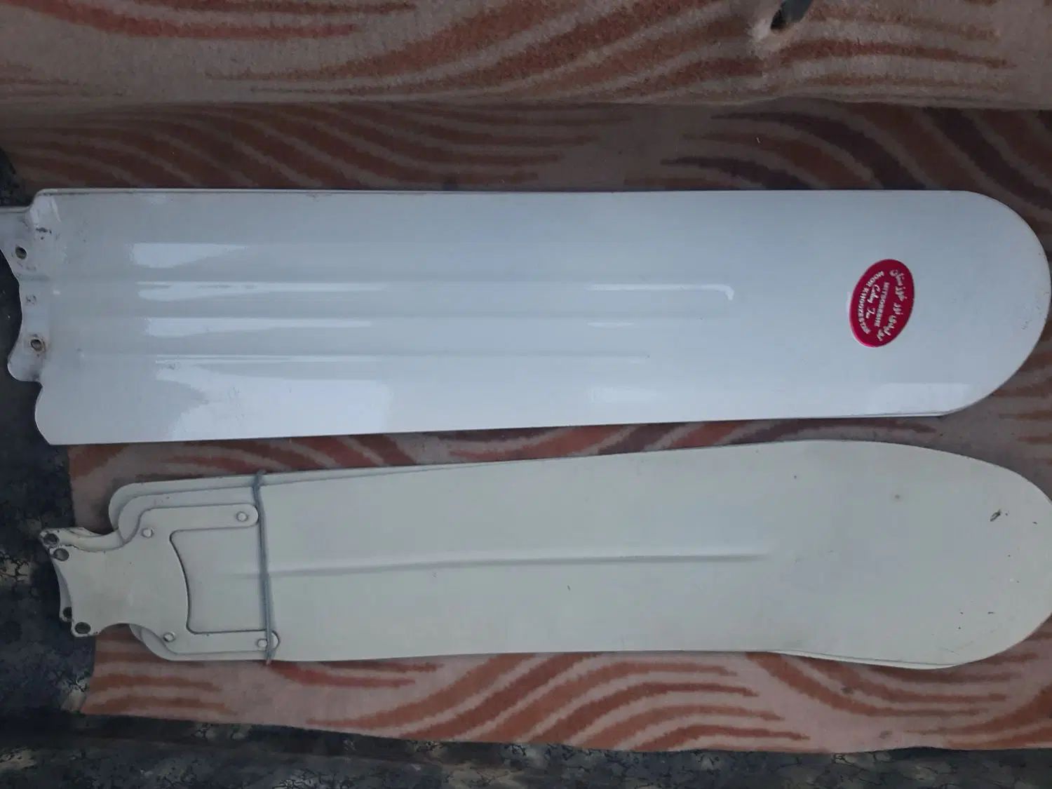 پنکه سقفی کارکرده وتمیز،قیمت هرکدام ۵۵۰ تومان|پنکه و تصفیه‌کنندهٔ هوا|شوش, |دیوار