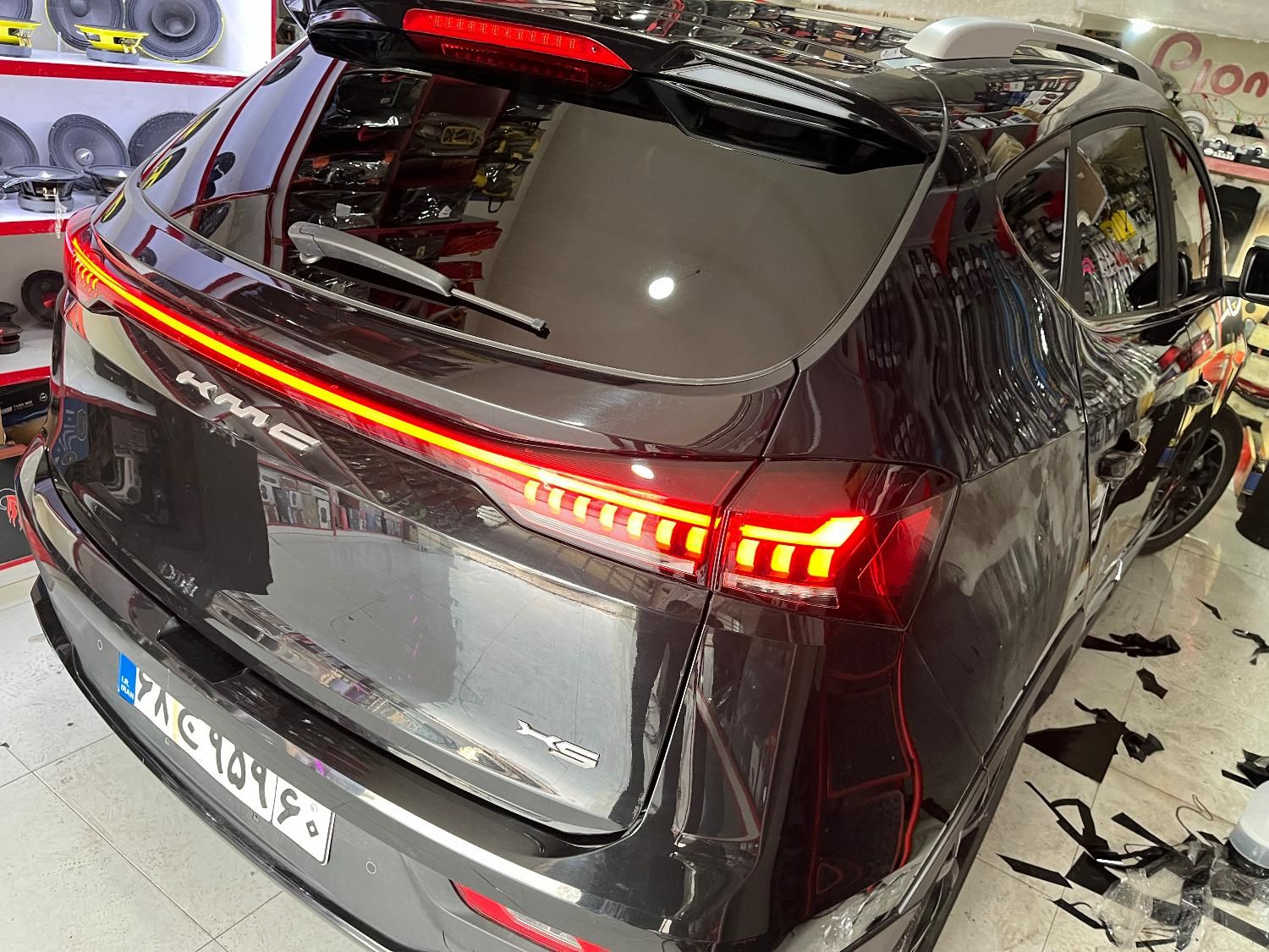 نصب شیشه دودی|خدمات موتور و ماشین|محمدشهر, همایون ویلا|دیوار