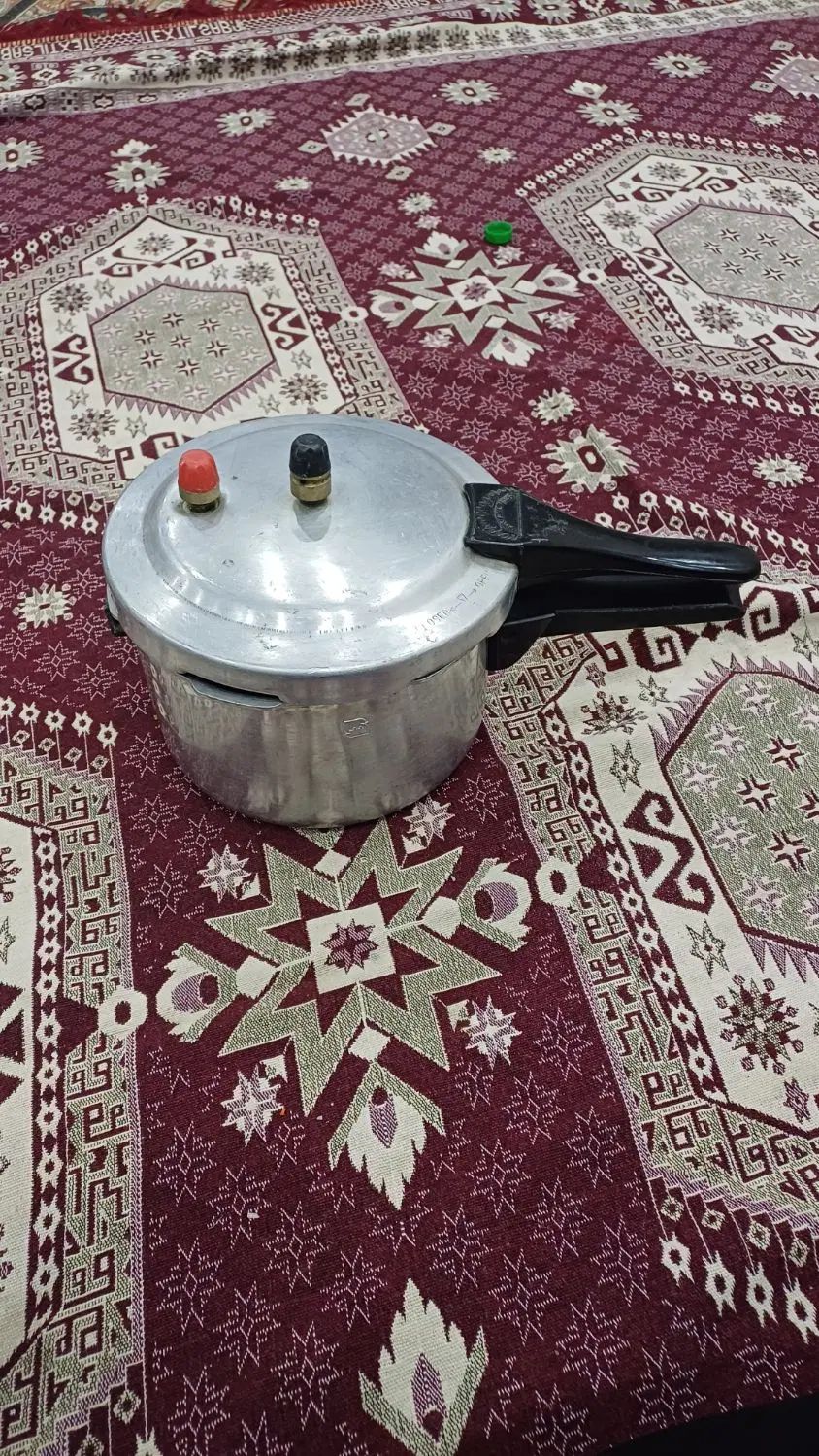 زودپز خیلی زخیم|ظروف پخت‌وپز|کرج, فاز ۴ مهرشهر|دیوار