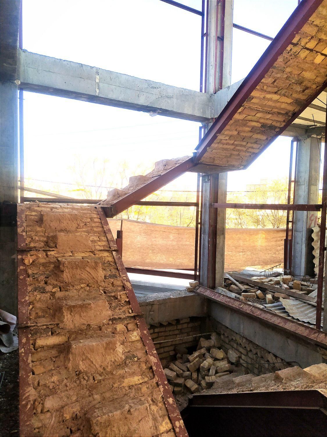 جوشکاری اسکلت و پله برشکاری با هواگاز|خدمات پیشه و مهارت|قم, نیروگاه|دیوار