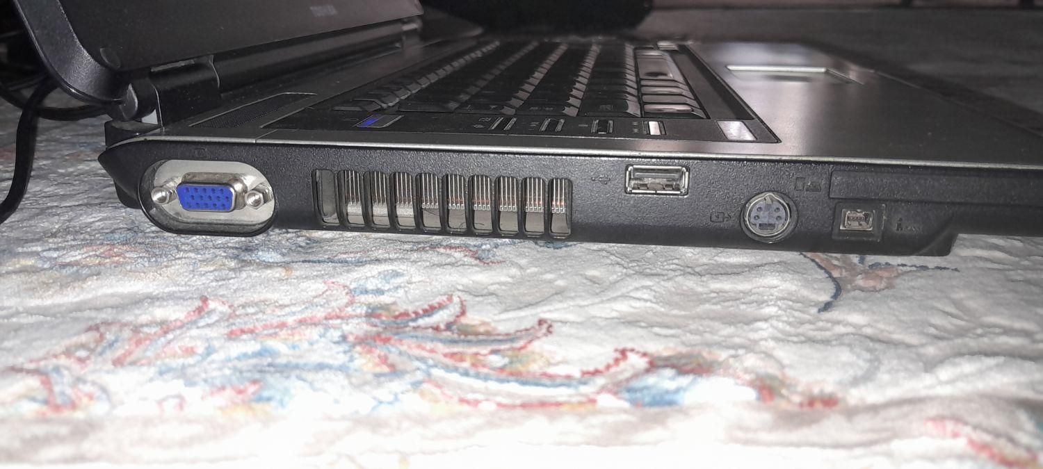 لپ‌تاپ Toshiba قدیمی برای کارهای سبک،آموزش یا قطعه|رایانه همراه|تهران, نیرو هوایی|دیوار