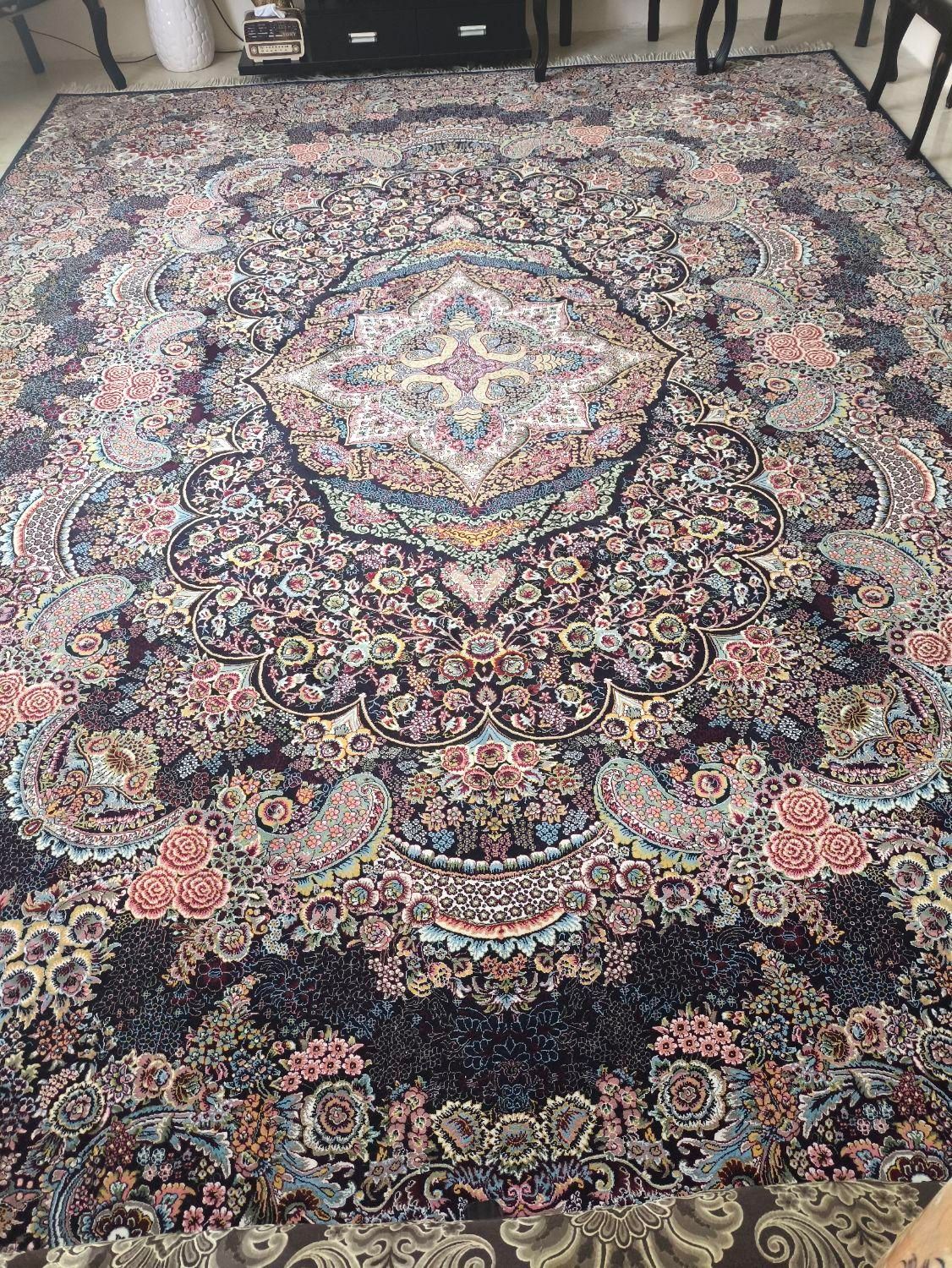 ۲عددفرش۱۲و۶و۳متری سرمه ای طرح ونگارخوشگل وزیبا.|فرش|پرند, |دیوار