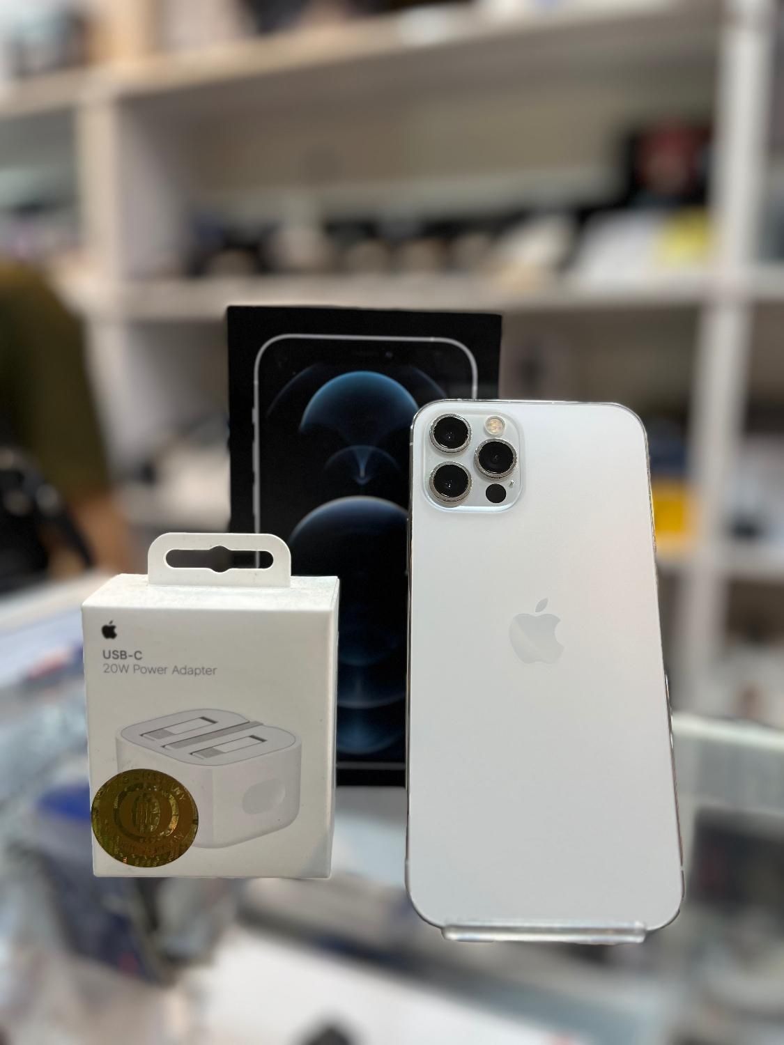 Iphone 12 pro 512GB تک سیم باتری ۸۱ فوق اقتصادی|موبایل|کرج, کوی امامیه|دیوار