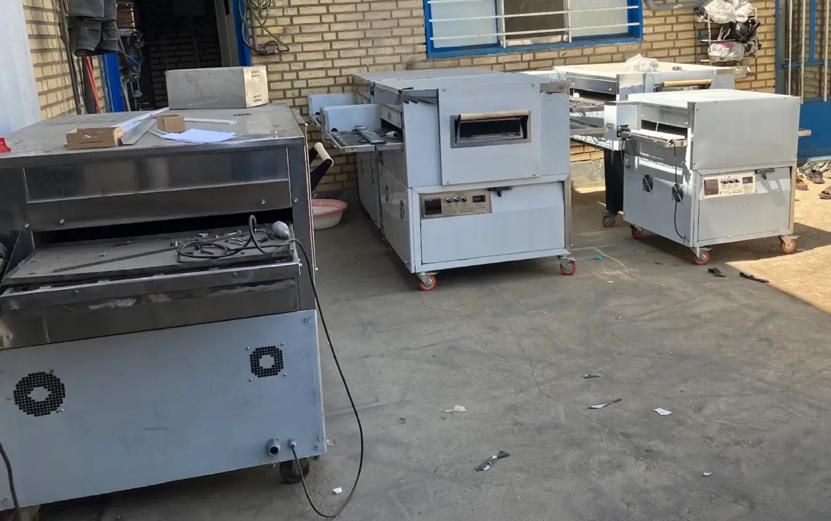 فر پیتزا ریلی دهنه ۵۰ فر پیتزا ریلی ۲۰۴۰S|کافی‌شاپ و رستوران|اصفهان, رهنان|دیوار