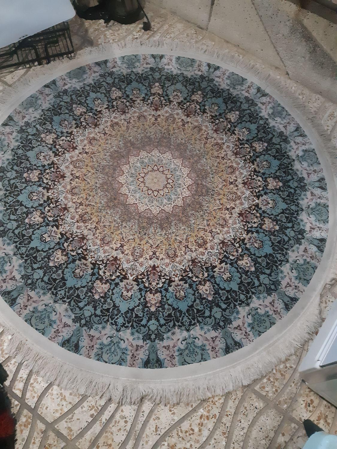 دو عدد فرش گرد یکونیم متری یکی ماشینی وترکیه|فرش|تبریز, |دیوار