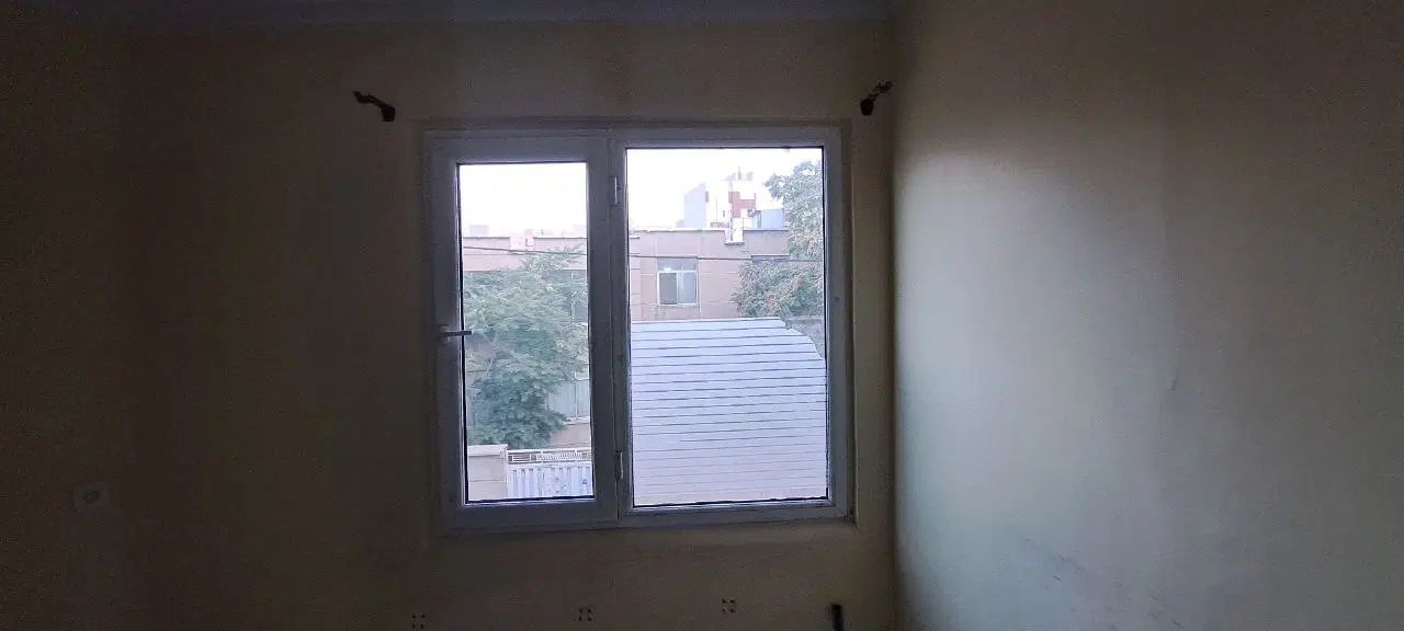 ۹ عدد پنجره upvc و یک درب ضد سرقت و ۴ عدد درب چوبی|مصالح و تجهیزات ساختمان|همدان, |دیوار