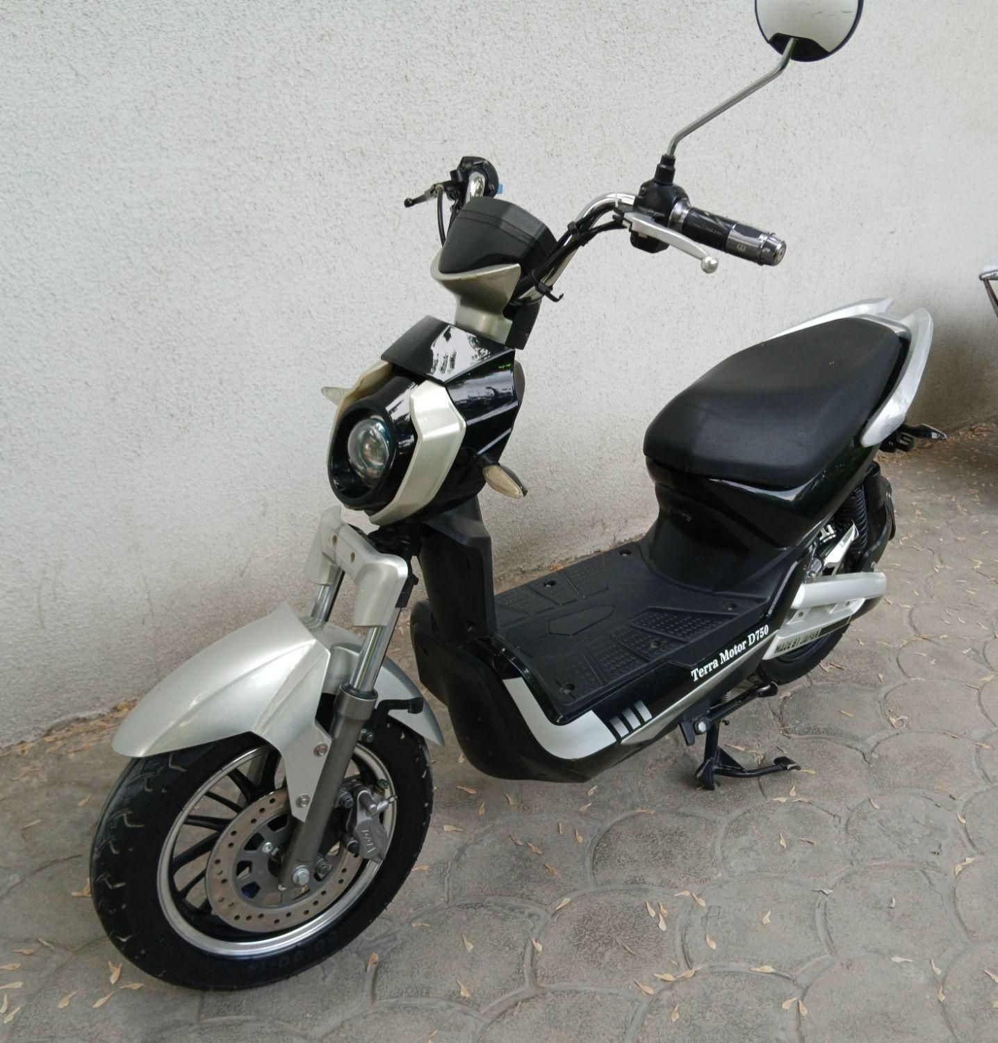 موتور برقی ژاپنیD750|موتورسیکلت|بجنورد, |دیوار