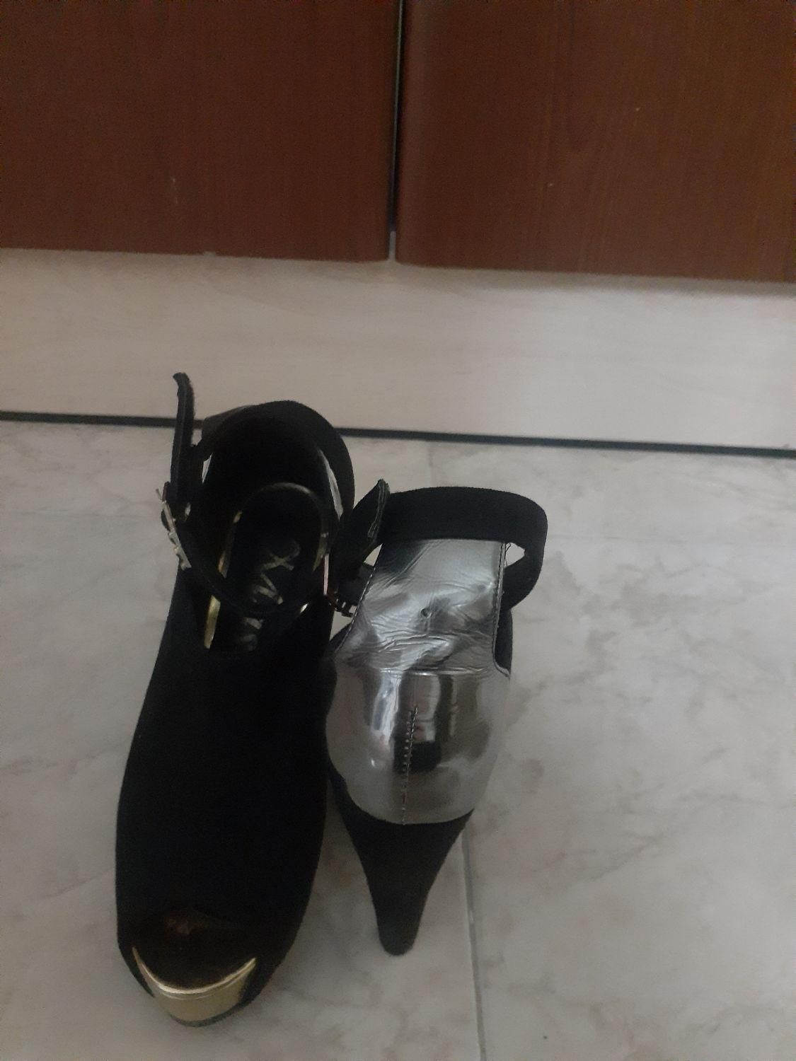 صندل وکفش مجلسی|کیف، کفش، کمربند|بروجن, |دیوار