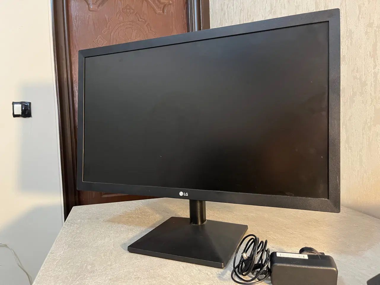 مانیتور LG 22MK400H-B    22 اینچ فول|قطعات و لوازم جانبی رایانه|تهران, شهران شمالی|دیوار