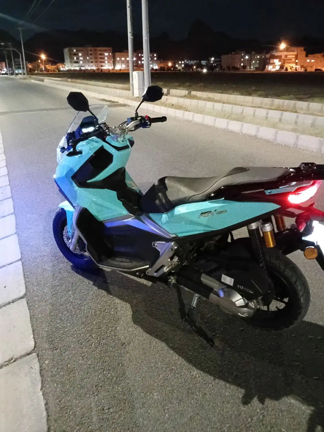 موتور AGV 150 کویر|موتورسیکلت|اصفهان, بهارستان|دیوار