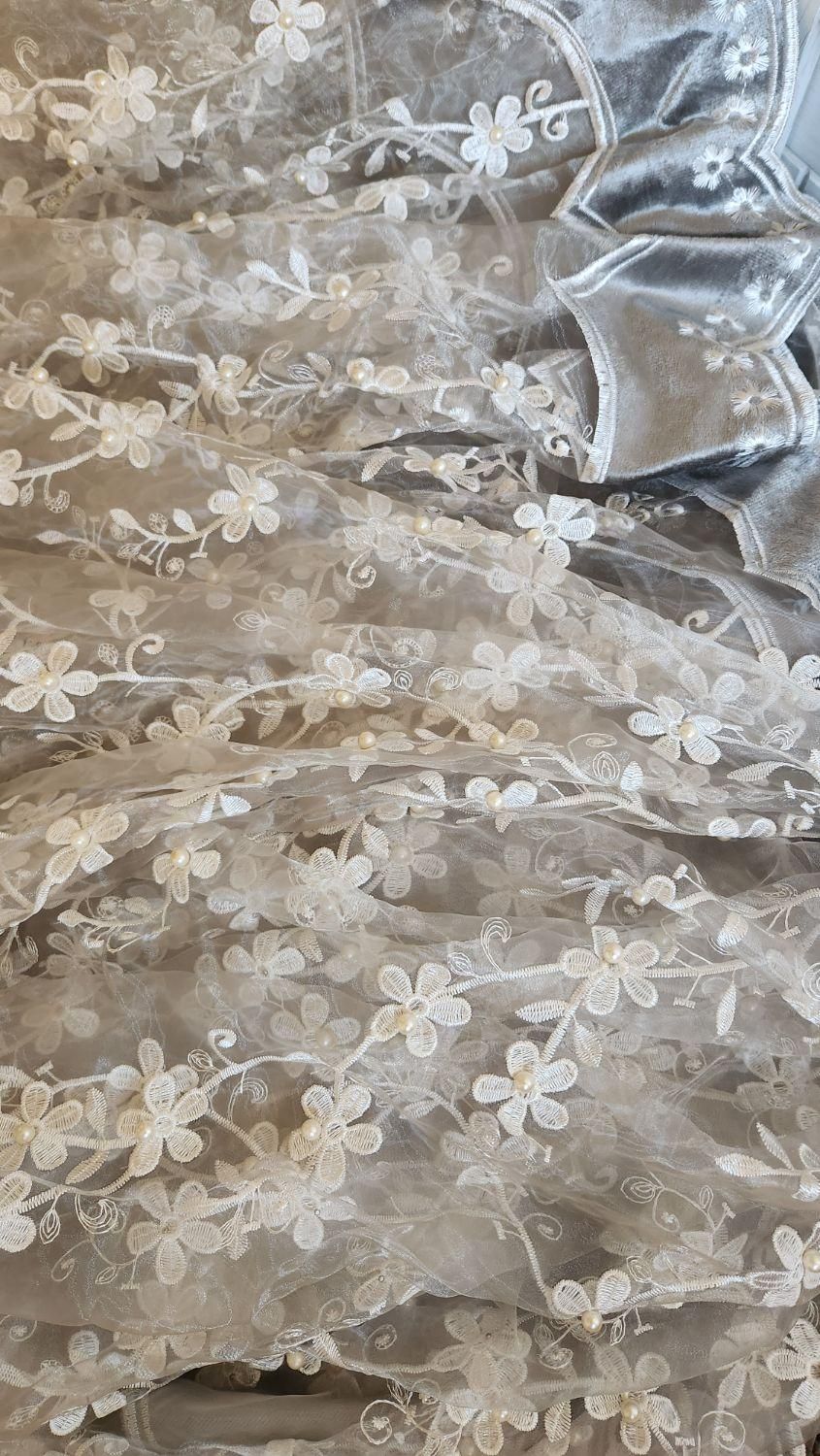 بیشتر از ده متر پارچه پرده ای مرواریددوزی فقط ۲/۵|پرده، رانر، رومیزی|تهران, نیروی هوایی (پیروزی)|دیوار