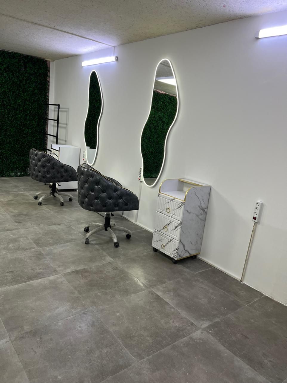 اجاره صندلی و تخت سالن زیبایی|اجارهٔ دفتر کار، اتاق اداری، مطب|پاکدشت, پاکدشت (مامازند)|دیوار