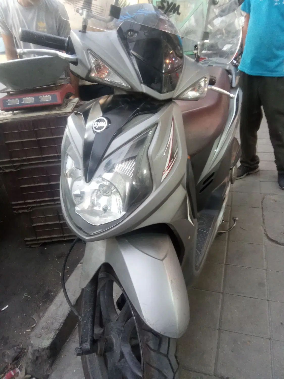 SR 200 معاوضه با کلیک اصلی|موتورسیکلت|تهران, مینابی|دیوار