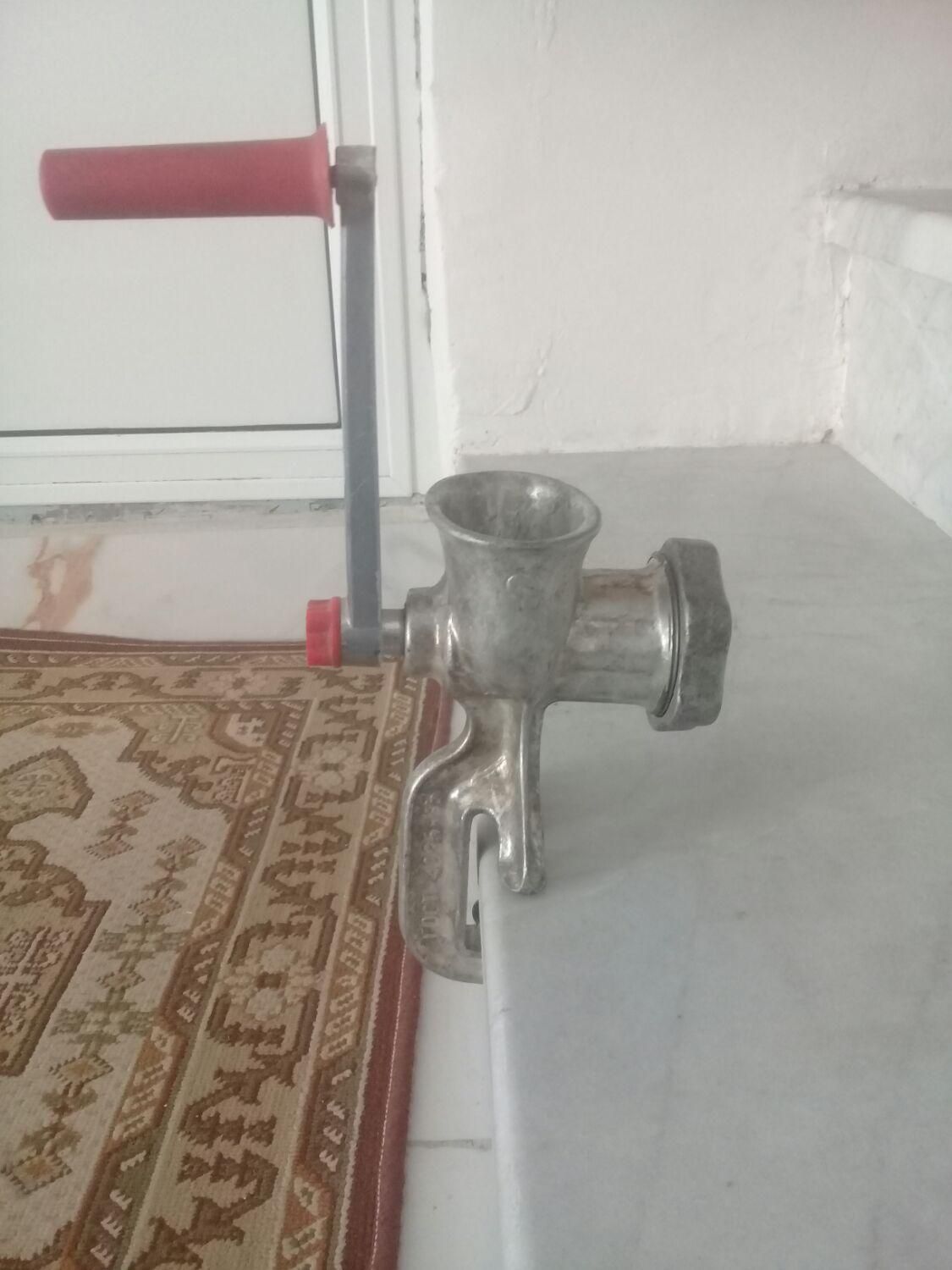 گوشت چرخکن دستی قدیمی|خردکن، آسیاب، غذاساز|اصفهان, دشتستان|دیوار