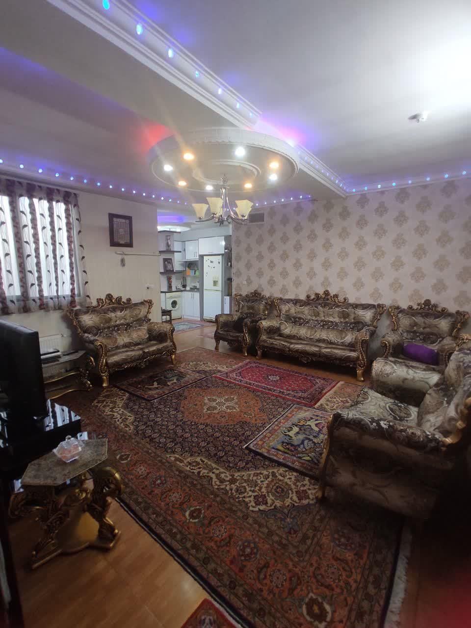 آپارتمان ۷۸متری مجتمع تاکسیرانی شهرک سالور|فروش آپارتمان|اسلامشهر, شهرک سالور|دیوار