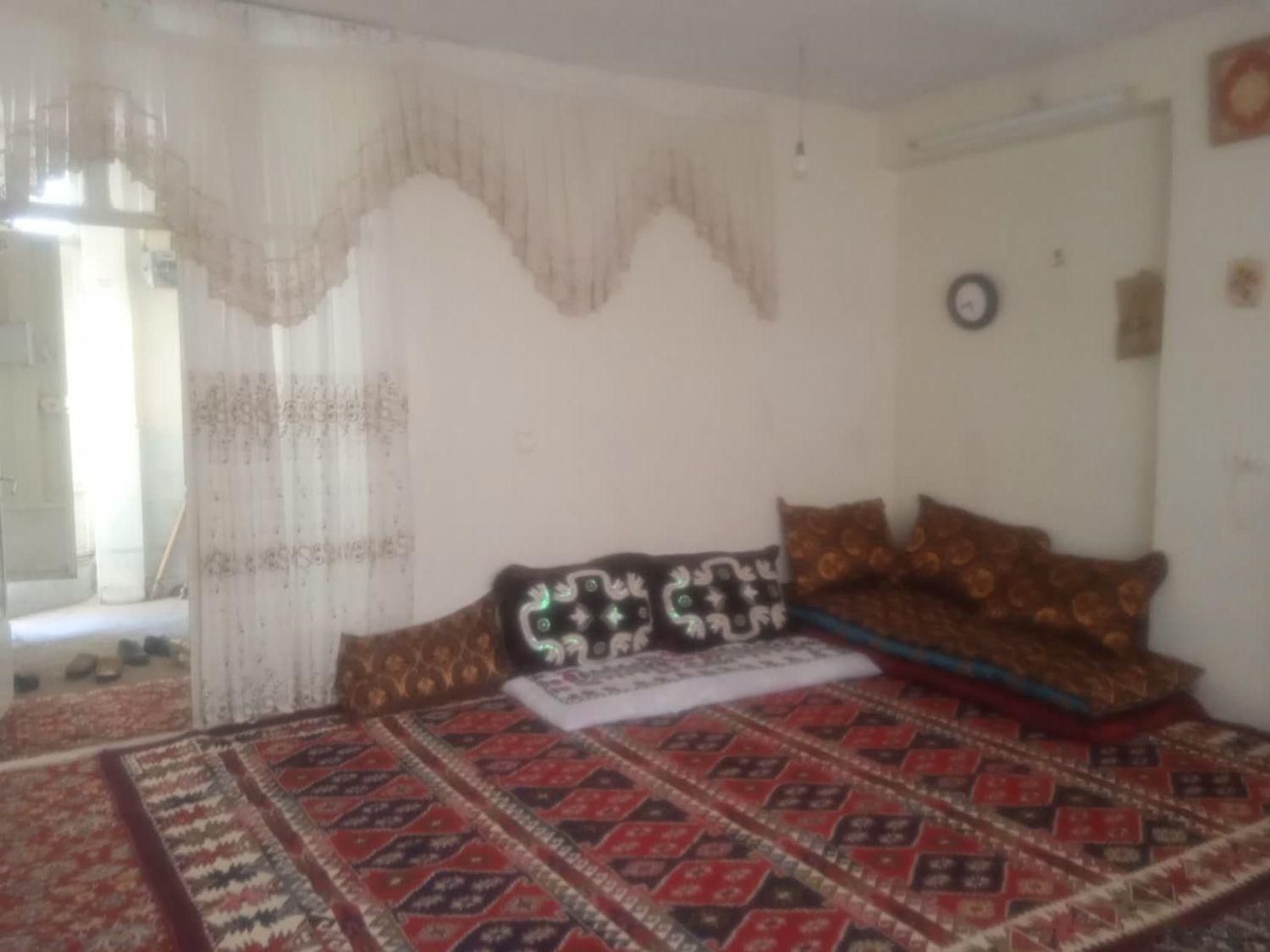 منزل مسکونی دربست|اجارهٔ خانه و ویلا|اصفهان, شیخ طوسی|دیوار