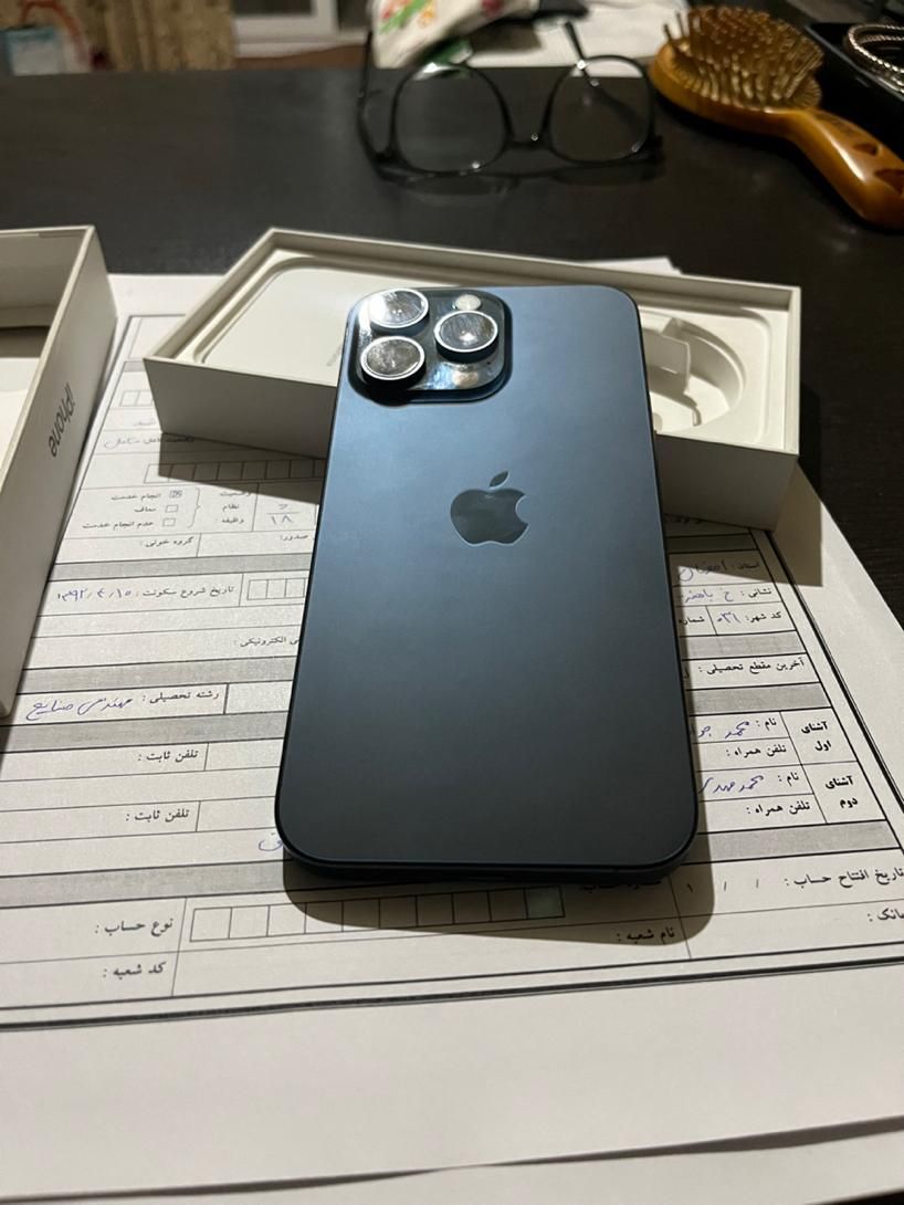 اپل iPhone 15 Pro Max با حافظهٔ ۲۵۶ گیگابایت|موبایل|اصفهان, باغ زرشک|دیوار