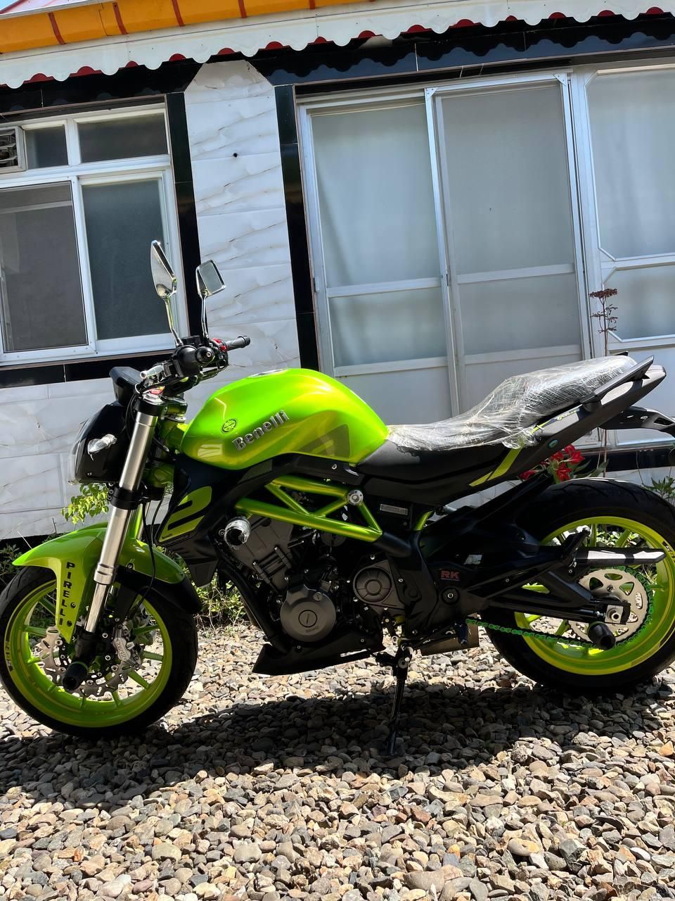 بنلی ۳۰۰جفت سیلندر درحد|موتورسیکلت|رشت, حومه رشت|دیوار