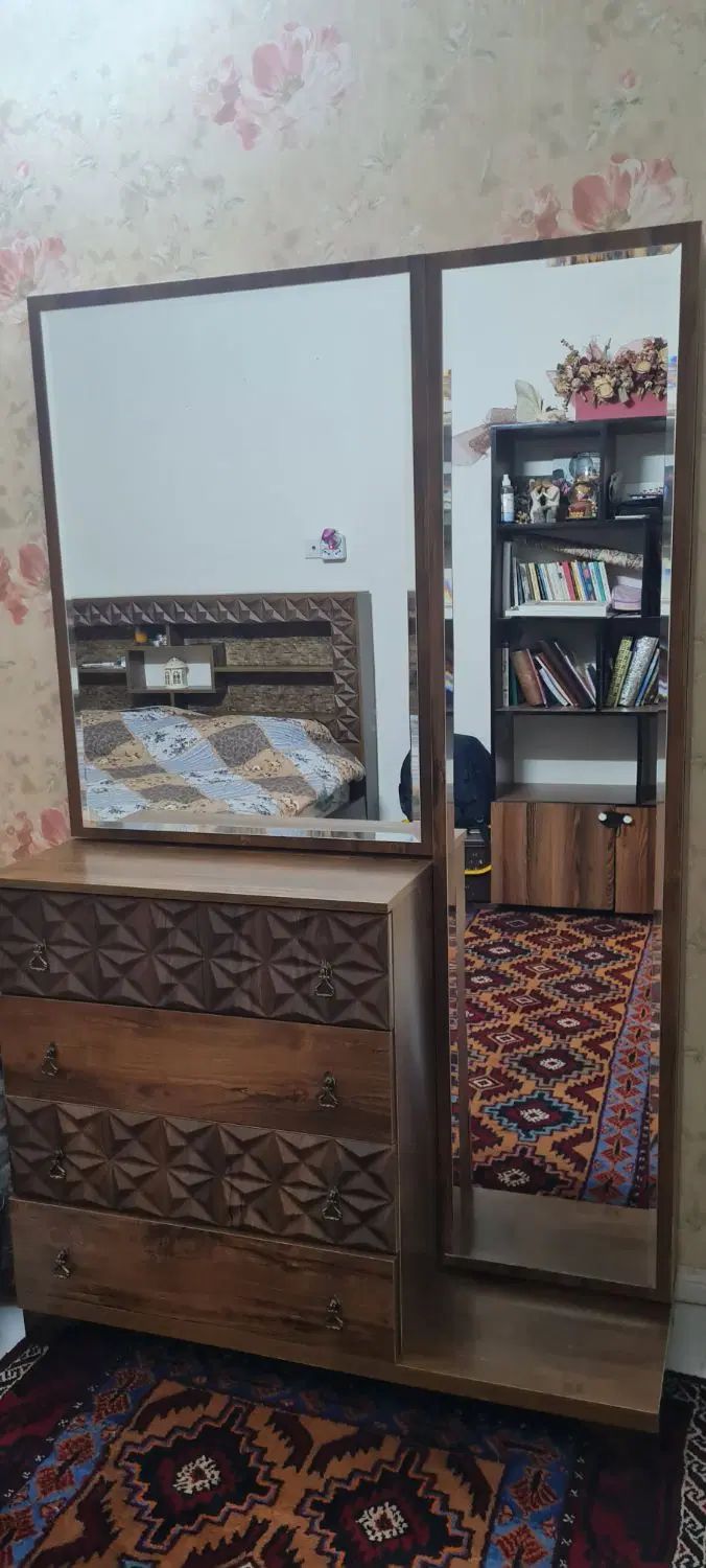 سرویس خواب(تخت خواب،دراور با آینه،پاتختی)|تخت و سرویس خواب|مشهد, کوه سنگی|دیوار