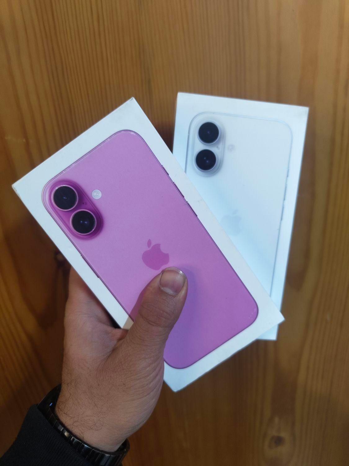 اپل iPhone 16 با حافظهٔ ۱۲۸ گیگابایت|موبایل|مشهد, احمدآباد|دیوار