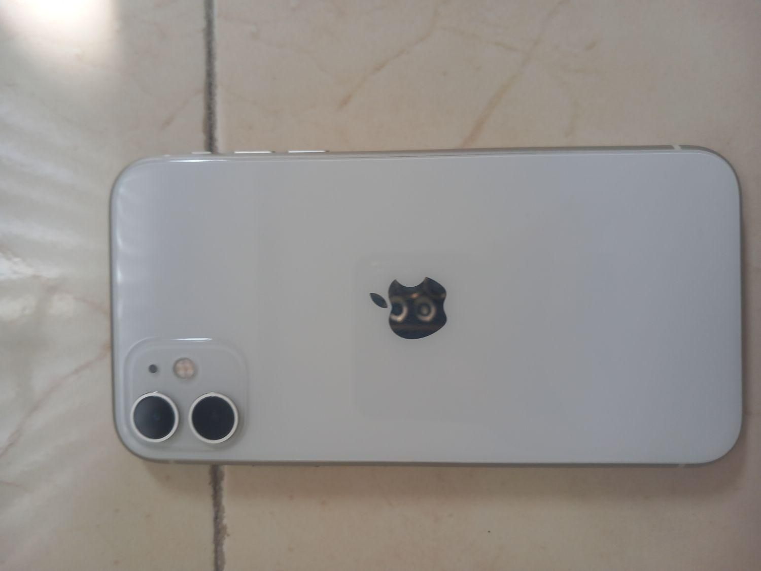 اپل iPhone 11 با حافظهٔ ۱۲۸ گیگابایت|موبایل|رباط‌کریم, |دیوار