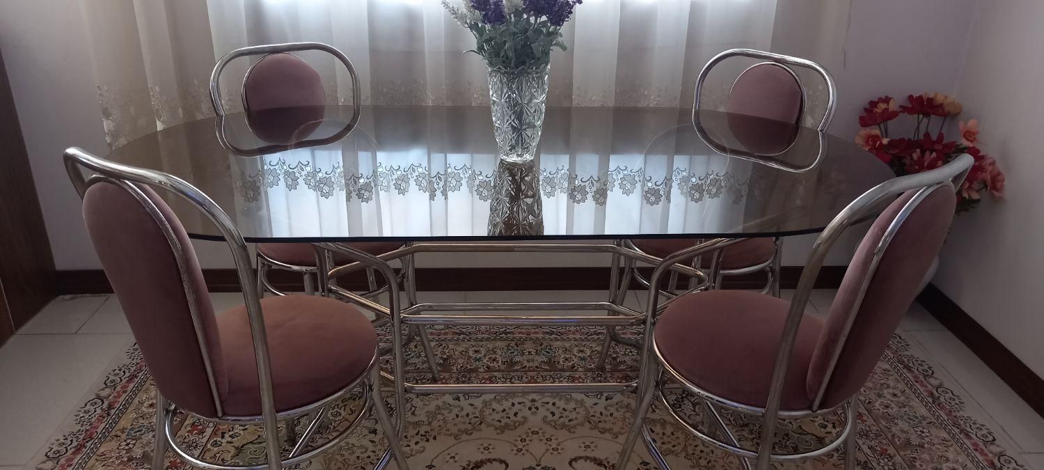 میز غذا خوری ۴ نفره میز بزرگ|میز و صندلی غذاخوری|تهران, یاخجی آباد|دیوار