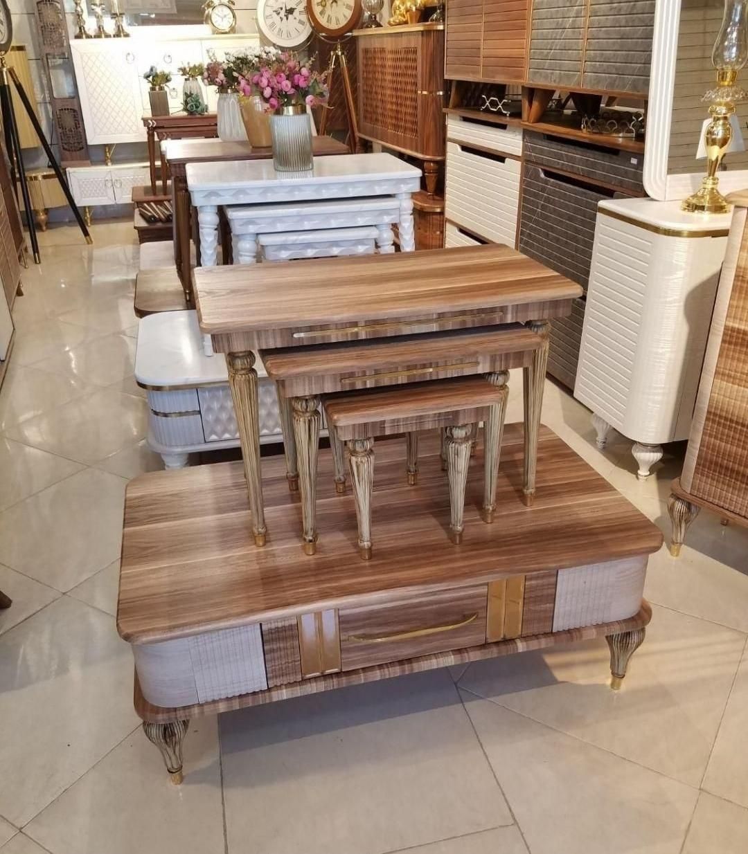 **جلو مبلی و عسلی **|مبلمان خانگی و میز عسلی|یزد, |دیوار