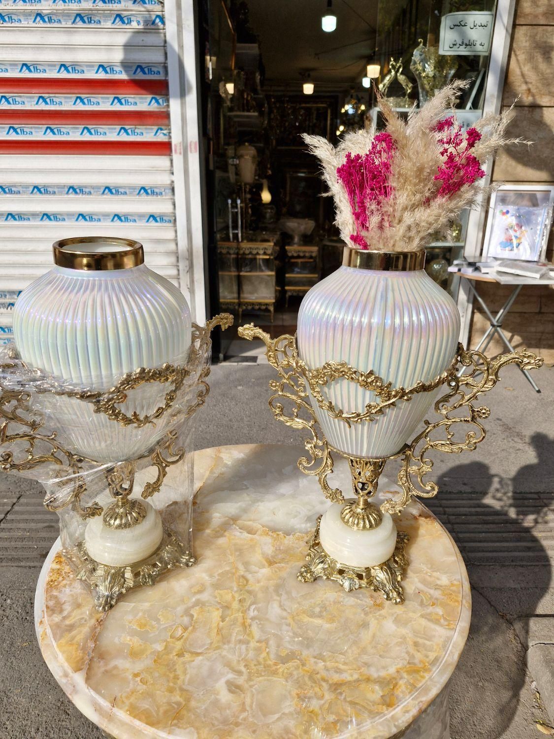 گلدان برنزی (گلدان برنجی رومیزی)کنار سالن|صنایع دستی و سایر لوازم تزئینی|تهران, کیانشهر|دیوار