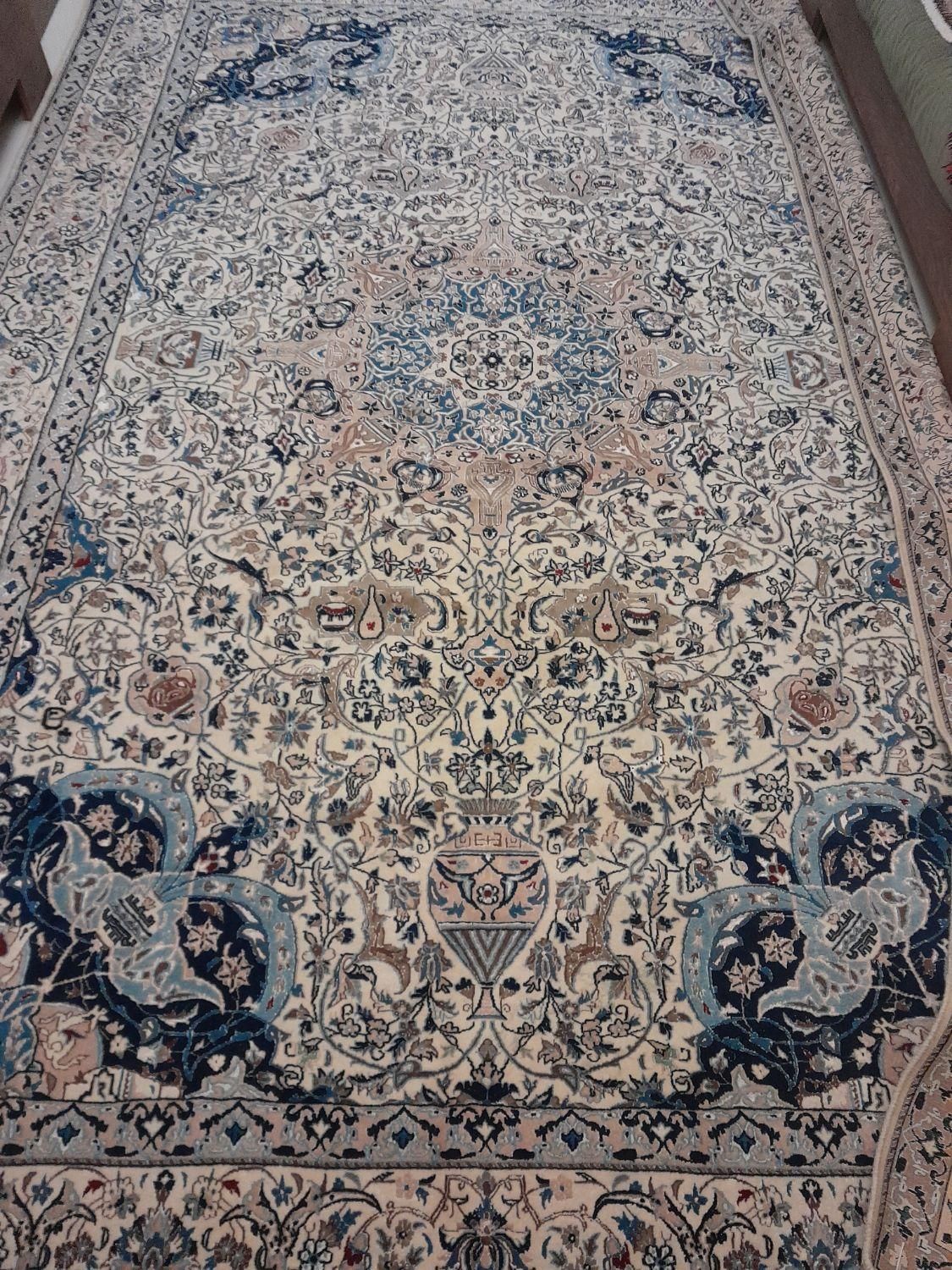فرش نائین اصفهان 9 متری نقشه زیر خاکی گل ابریشم|فرش|پردیس, فاز ۴|دیوار