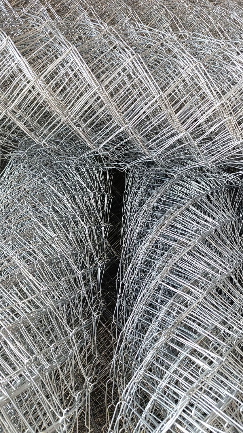 توری حصاری فنس و پایه بقیمت عمده|عمدهفروشی|تبریز, |دیوار