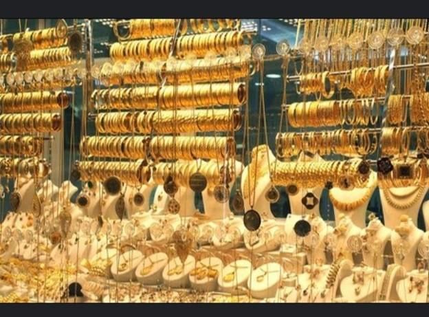 یک قطعه طلا گمشده|اشیا|خرم‌آباد, |دیوار