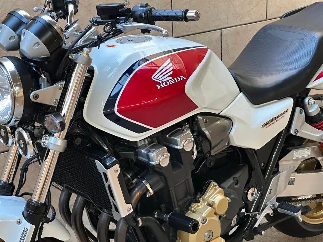 Cb1300 2013|موتورسیکلت|تهران, تهرانسر مرکزی|دیوار