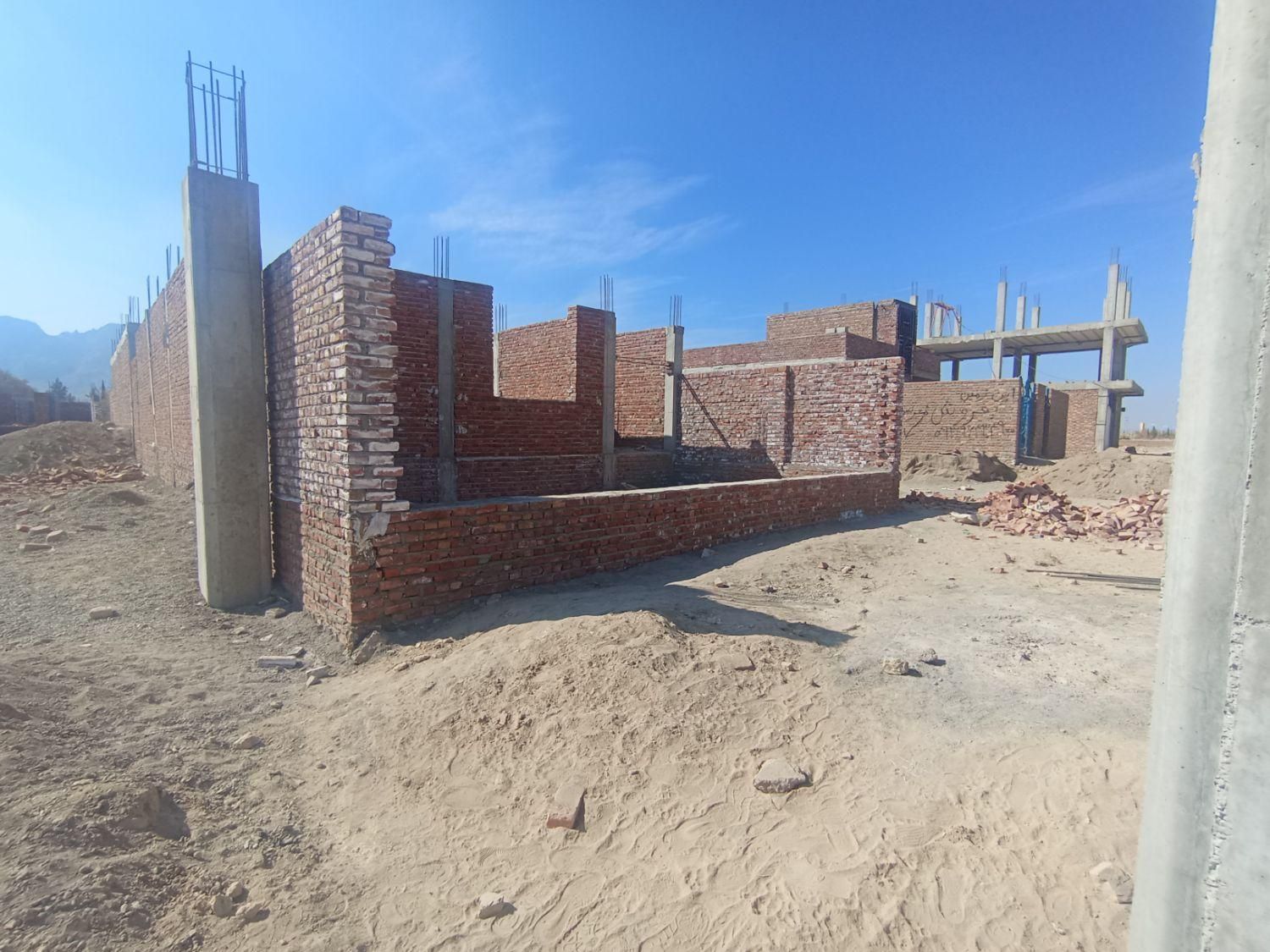 منزل نیمه ساز شناژی،قیمت مناسب|فروش خانه و ویلا|خاش, |دیوار